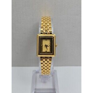 Womens Vintage Avon Gold Tone Rectangle Dress Bracelet Quartz Watch New Battery